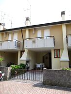 Villa by the sea for 8 People by Beahost Rentals