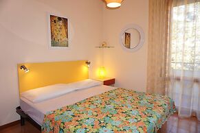 Villa by the sea for 8 People by Beahost Rentals