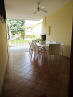 Villa by the sea for 8 People by Beahost Rentals