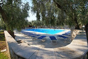 Holiday Apartment Orchidea With Swimming Pool and Private Beach -3