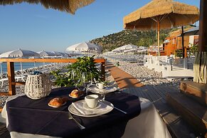 Holiday Apartment Orchidea With Swimming Pool and Private Beach -3