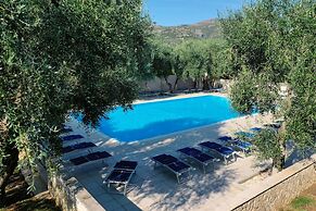 Holiday Apartment Orchidea With Swimming Pool and Private Beach -3