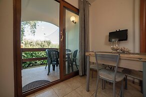 Holiday Apartment Orchidea With Swimming Pool and Private Beach -3