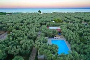 Holiday Apartment Orchidea With Swimming Pool and Private Beach -3