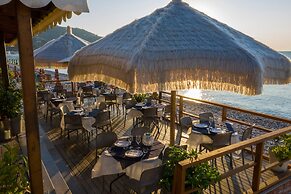 Holiday Apartment Orchidea With Swimming Pool and Private Beach -3