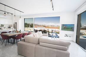 4 Bedroom Villa in Protaras Center - Protaras Vie Bleu Villa Vb3