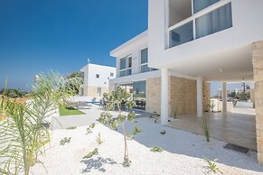 4 Bedroom Villa in Protaras Center - Protaras Vie Bleu Villa Vb3