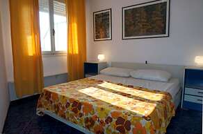 Homely Flat for 4 Guests