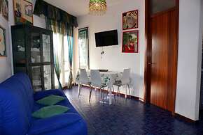 Homely Flat for 4 Guests