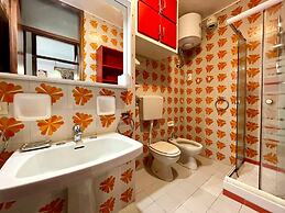 Homely Flat With Terrace
