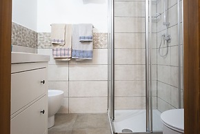 Colourful Modern Studio by the sea