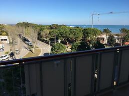 Colourful Modern Studio by the sea