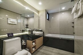 Tastoria Collection Hotel Sukhumvit