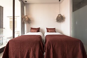 Pelangi 148 Beach Suites