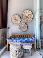 Pelangi 148 Beach Suites