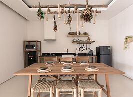 Pelangi 148 Beach Suites