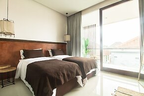 Pelangi 148 Beach Suites