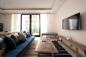 Pelangi 148 Beach Suites