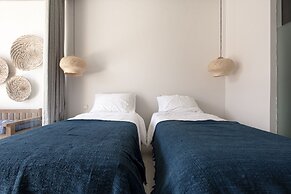 Pelangi 148 Beach Suites