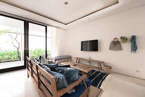 Pelangi 148 Beach Suites