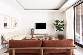 Pelangi 148 Beach Suites