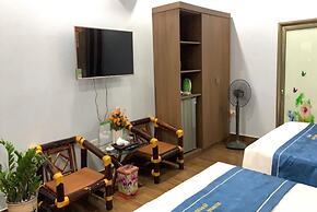 Huong Buoi Hotel