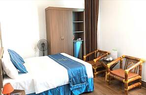 Huong Buoi Hotel