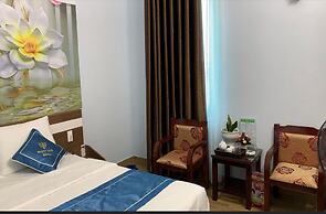 Huong Buoi Hotel