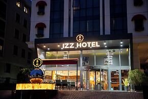 İzz Hotel Koşuyolu