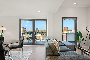 Three Bedroom Apartment in Hoxton