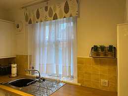 Historic Old Town 2 Bed Ground Floor Apartment