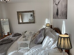 Historic Old Town 2 Bed Ground Floor Apartment