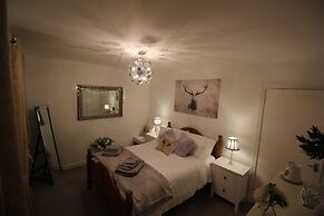 Historic Old Town 2 Bed Ground Floor Apartment