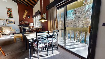 La Vista Blanc 44 Cozy Mountain Home With Fireplace, Close to Meadow a