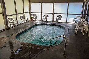 Horizons 4 186 Centrally Located, Spacious Mammoth Home with Cozy Fire