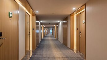Holiday Inn Hotel And Suites Wuhan New City by IHG
