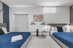 La Buena Vida Inn