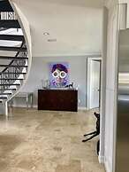 5 Bedroom Luxe Villa on Deep Water Intracoastal