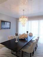 5 Bedroom Luxe Villa on Deep Water Intracoastal