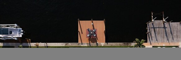 5 Bedroom Luxe Villa on Deep Water Intracoastal