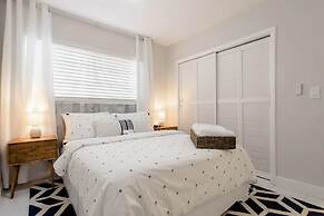 Walk to Fort Lauderdale Beach - Perfect Beach Escape