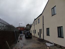 Inviting 1-bed Ground Floor Apartment in Bolton