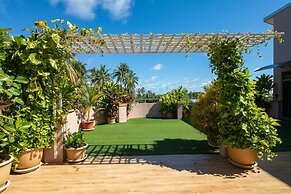 Blue Wave Guest House