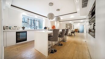 Exquisite 2400sqft 3 Bed Brick Lane Pad