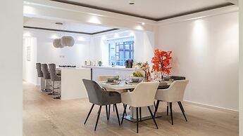 Exquisite 2400sqft 3 Bed Brick Lane Pad