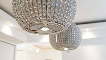 Exquisite 2400sqft 3 Bed Brick Lane Pad