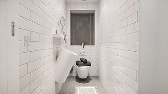 Exquisite 2400sqft 3 Bed Brick Lane Pad