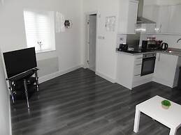 Captivating 1-bedroom Apartment in Bolton