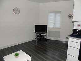 Captivating 1-bedroom Apartment in Bolton