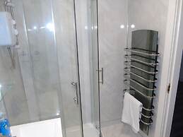 Captivating 1-bedroom Apartment in Bolton